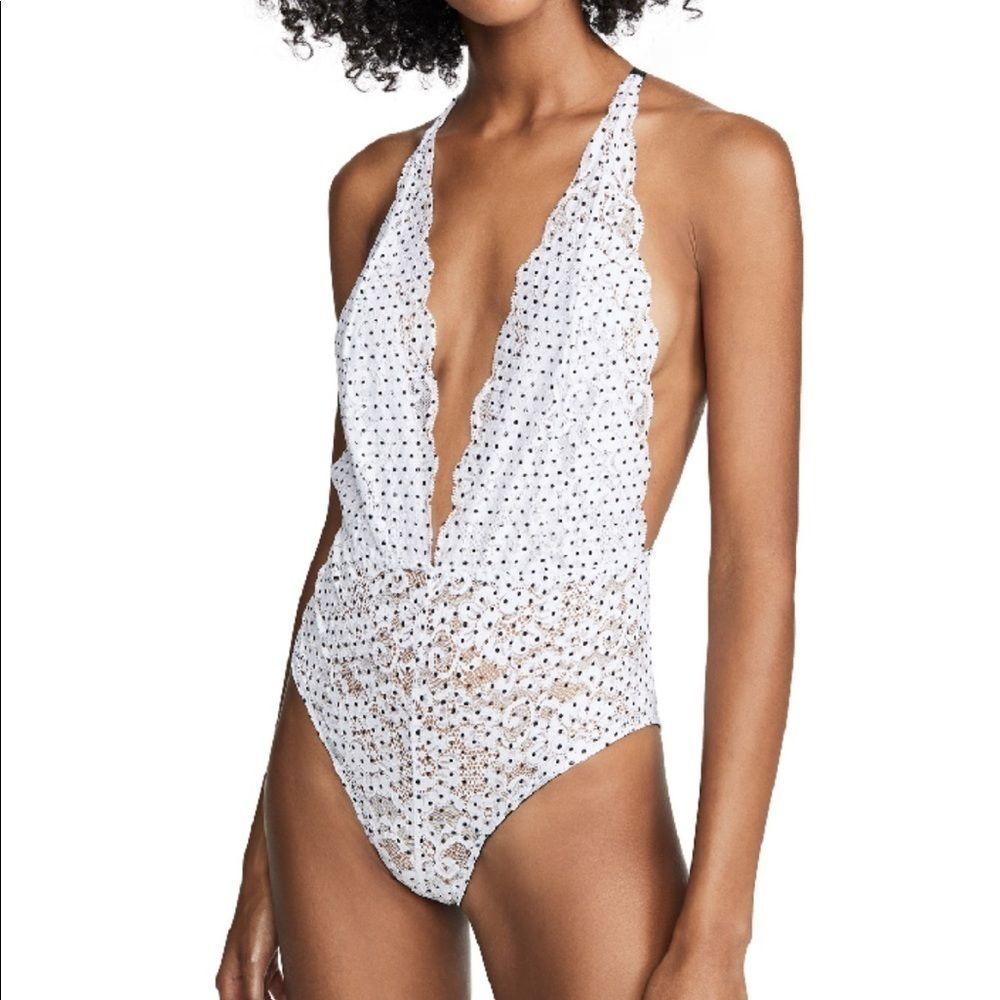 COPY - Comin' In Haht Bodysuit In I Dot It Blanc